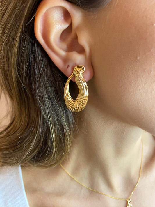 Brinco Banhado a Ouro 18k - Jade Gota Orgânica