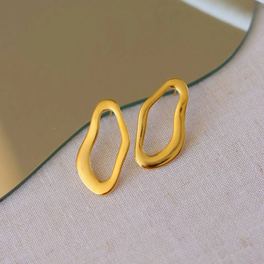 Brinco Banhado a Ouro 18K - Daiana Vazado Irregular