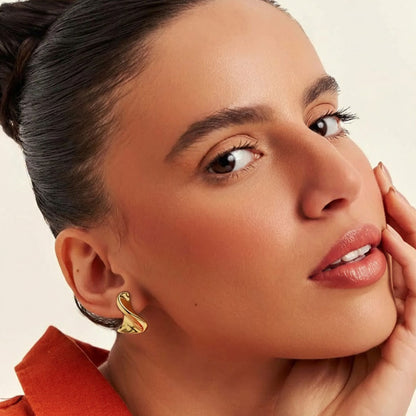 Brinco Abaulado Curvo